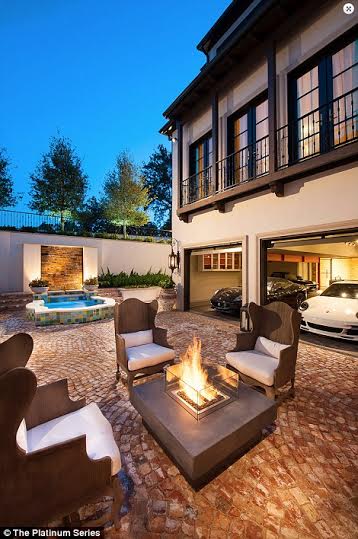 Duplex For Sale In Lekki Phase 1, Lagos, Lagos State, Nigeria, West Africa. Call: Emeka on +2348037716933 or +2348176648018 Or Email: bummyla@gmail.com