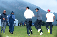 Pastor Chris Oyakhilome Exercises With His Top Pastors In South Africa 