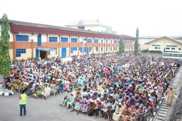 Day Star Love At Easter. Pastor Sam Adeyemi. The Daystar Christian Centre Feeds Needy, Widows, Orphans And Families At Easter Programme.