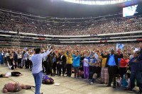God used T B Joshua to heal a crippled man at Mexican Crusade 