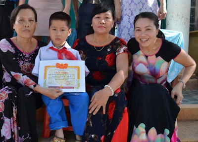 Ha Van Tai. 10-Year-Old Boy Born Without Arms Is Unstoppable! He Brushes His Teeth, Writes, Turn Book Pages With His Feet.