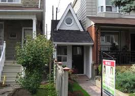 Detached For Rent In Lekkie Phase 1, Lagos, Lagos State, Nigeria, West Africa.