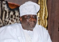 Oba of Lagos threatens Igbos in Lagos “You Will Die Within 7 Days If You Fail to Vote Ambode”